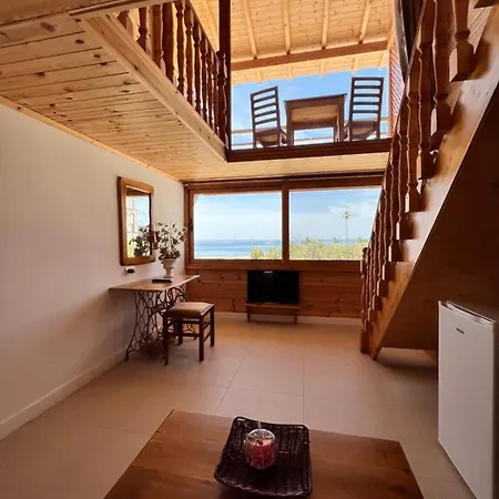 Nashos 3* Himare Fshat