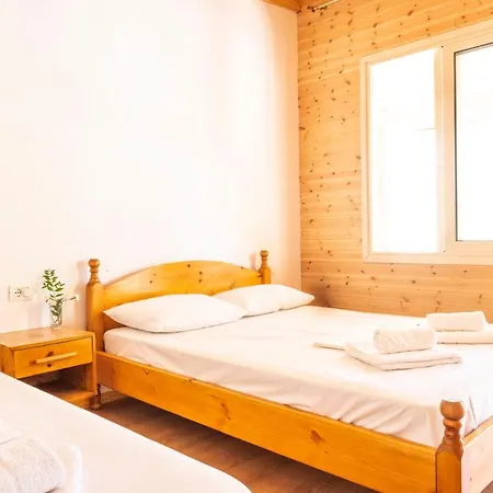 Nashos مكان تخييم