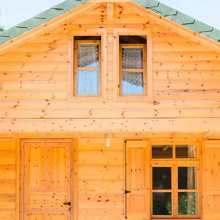 Nashos مكان تخييم 3*